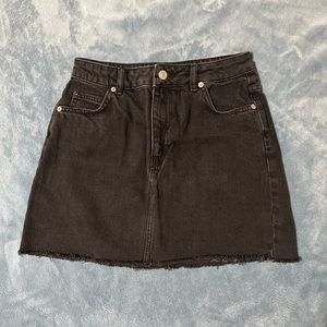 Topshop Moto Black Washed Denim Skirt Size US 4